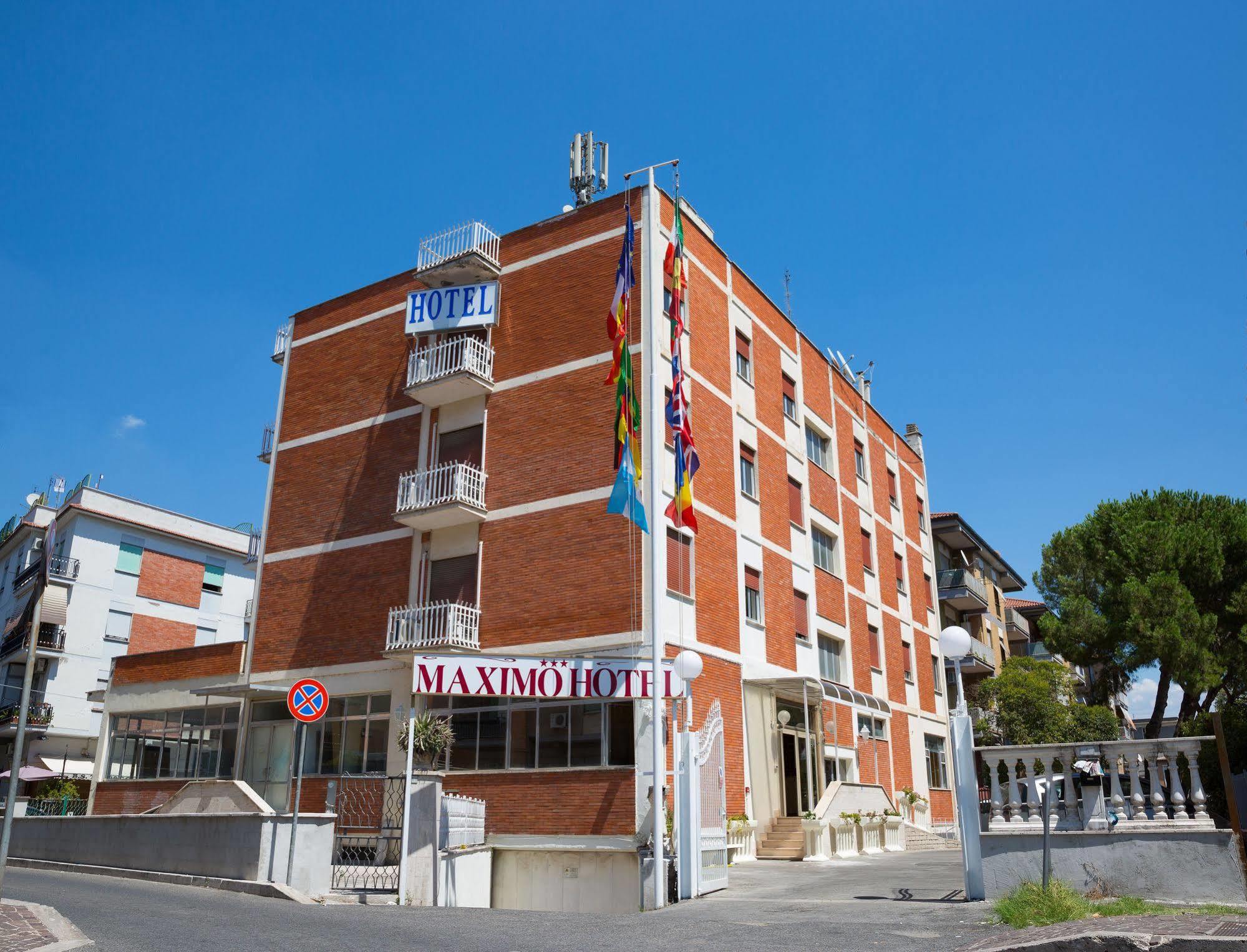 Maximo Hotel Tivoli Kültér fotó